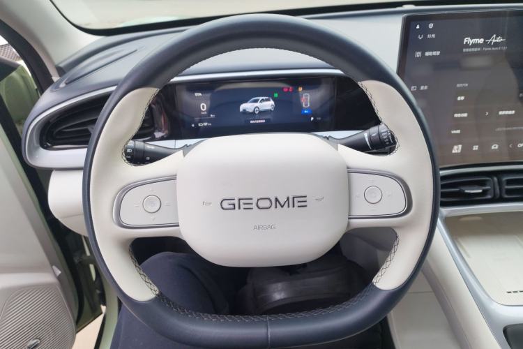 Used Geely Galaxy Geome 2025 UP 410km Exploration+ Edition
