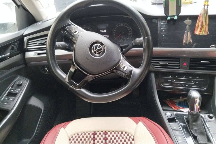 Used Volkswagen Bora 2020 1.5L Automatic Elite Version
