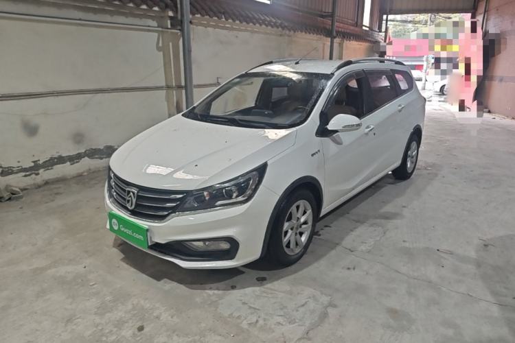 Used Baojun 310W 2017 1.5L Manual Fashion Model China V