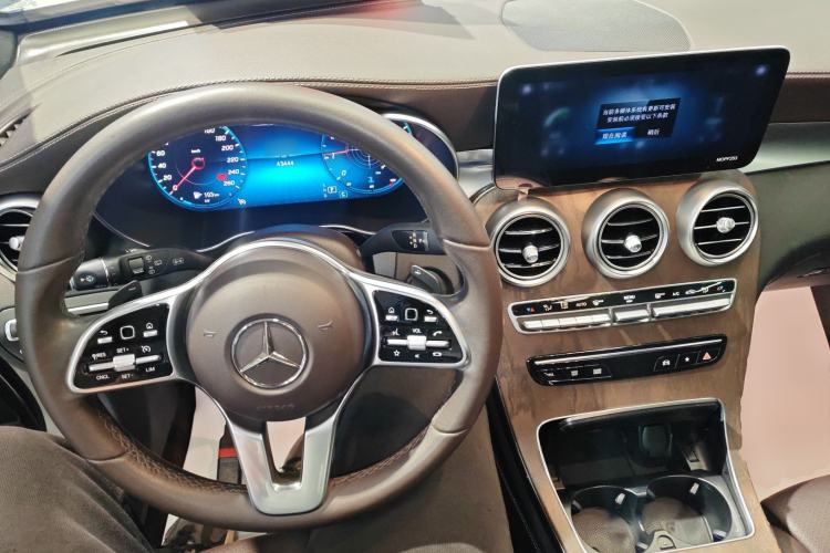 Used Mercedes-Benz GLC 2021 GLC 260 L 4MATIC Luxury Model
