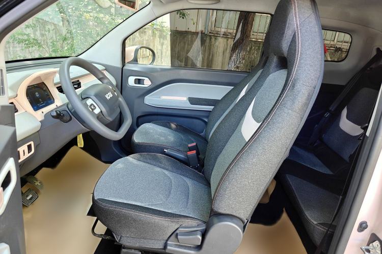 Used Chery New Energy QQ Ice Cream 2022 170km Sundae Phosphate Lithium-Ion