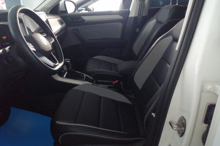 Used Volkswagen T-ROC 2024 280TSI DSG Two-Wheel-Drive Time Edition