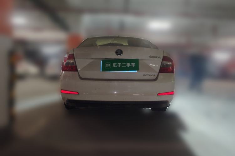 Used Skoda Octavia 2015 1.6L Automatic Yijie Edition
