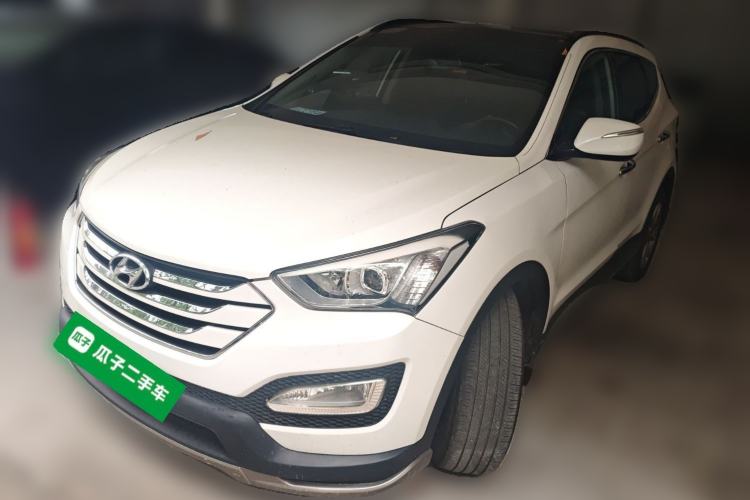 Used Hyundai Santa Fe Classic 2013 3.0L Four-Wheel Drive Luxury Edition 7 Seats Euro IV