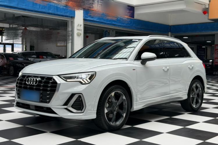 Used Audi Q3 2021 35 TFSI Fashion Dynamic Model