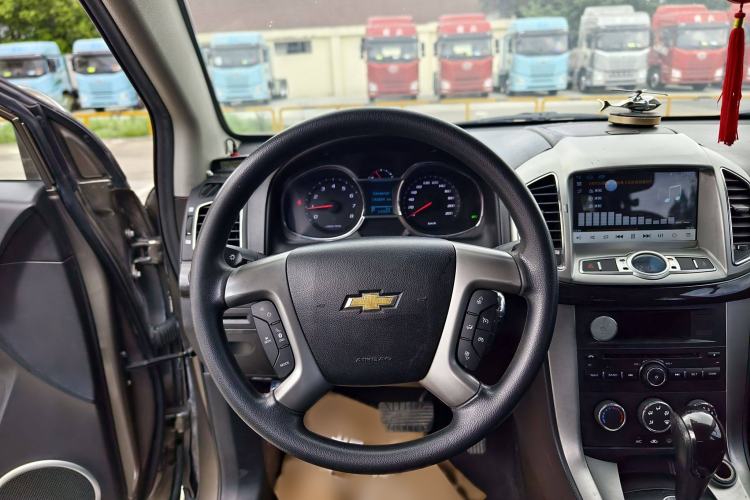 Used Chevrolet Captiva 2015 2.4L Two-Wheel Drive Urban Version 7 Seats