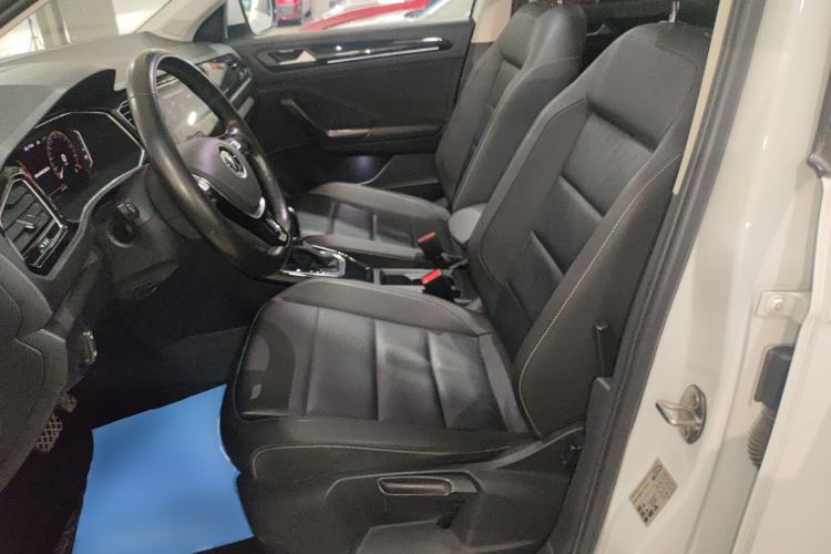 Used Volkswagen T-ROC 2021 280TSI DSG Two-Wheel Drive Comfort Connect Edition Left Front Seat