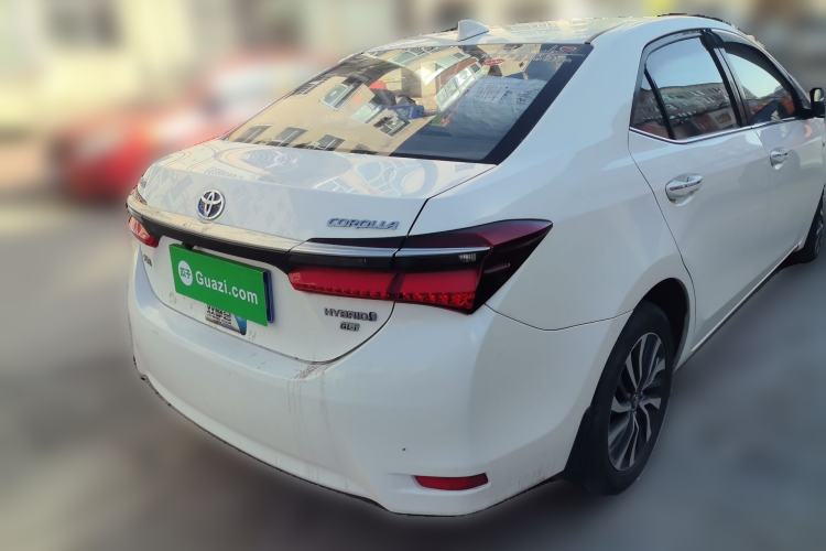 Used Toyota Corolla 2017 Revised Dual-Engine 1.8L E-CVT Leading Edition Rear Right 45 Deg