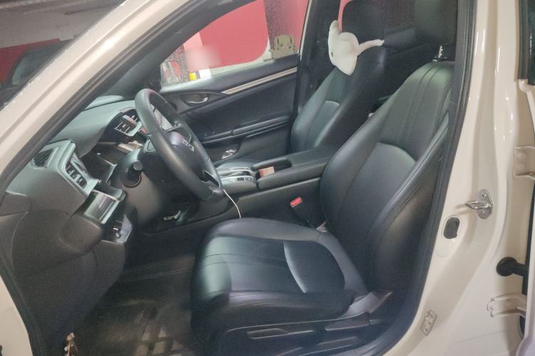 Used Honda Civic 2021 HATCHBACK 220TURBO CVT New Trendsetter
