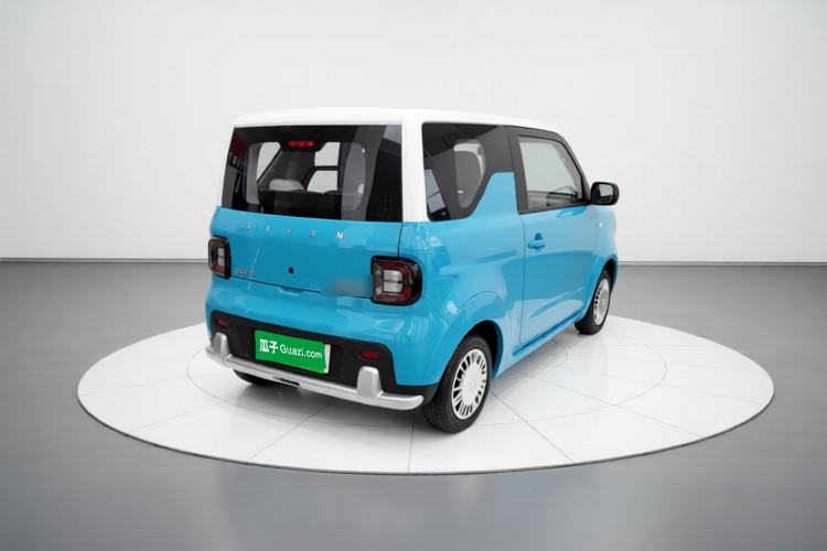 Used Livan Blue Balloon 2025 Model Dynamic Version Rear Right 45 Deg