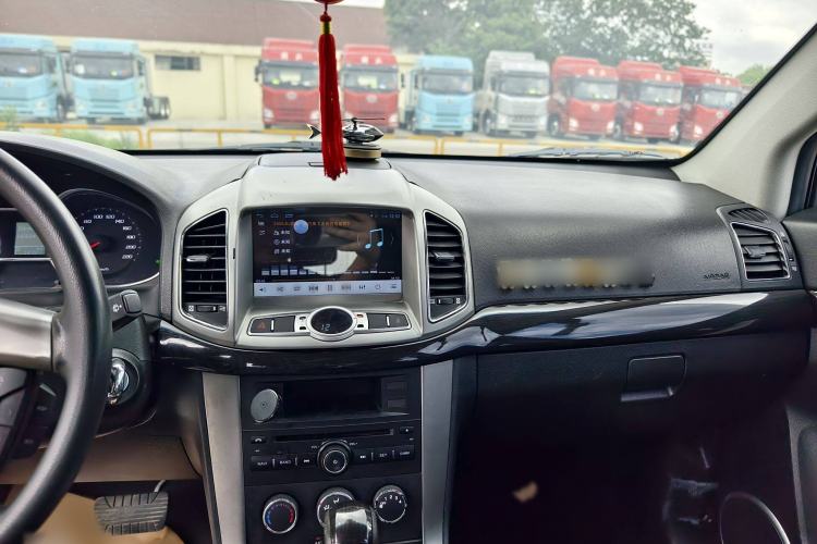 Used Chevrolet Captiva 2015 2.4L Two-Wheel Drive Urban Version 7 Seats