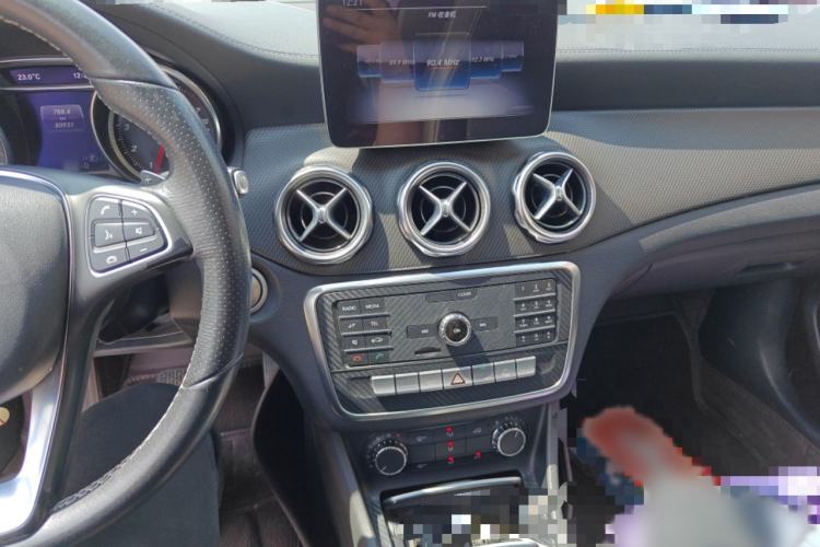 Used Mercedes-Benz GLA 2018 GLA 200 Fashion Model Audio And AC Panel