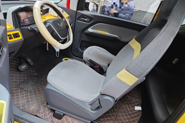 Used Wuling Hongguang MINIEV 2021 Macaron Premium Model – Lithium Iron Phosphate Left Front Seat