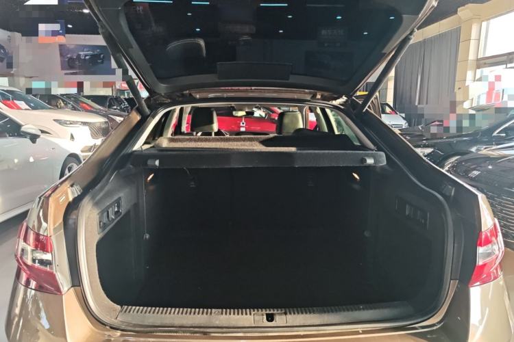 Used Skoda Superb 2018 TSI330 DSG Luxury Edition China V Standard Trunk