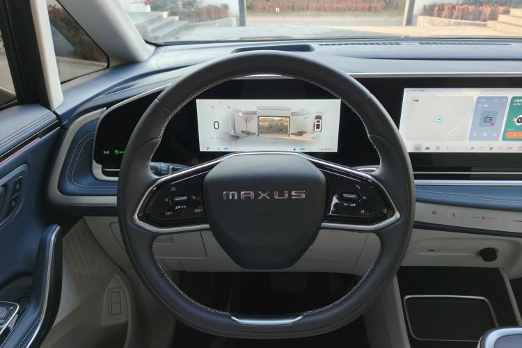 Used SAIC MAXUS G90 2023 2.0T Xingyun 7-Seater Version
