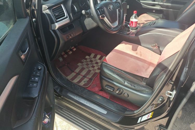 Used Toyota Highlander 2015 2.0T Four-Wheel Drive Luxury Edition 7-Seater Driver Seat