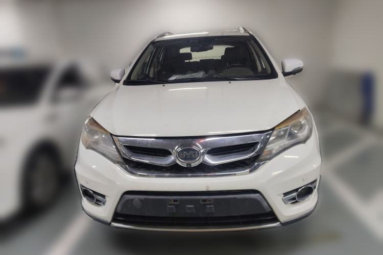 Used BYD S7 2015 2.0T Upgraded Automatic Luxury Version Front