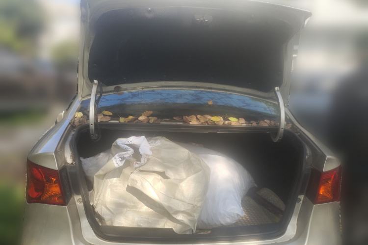 Used Roewe 350 2015 1.5L Manual Luxury Sunroof Edition