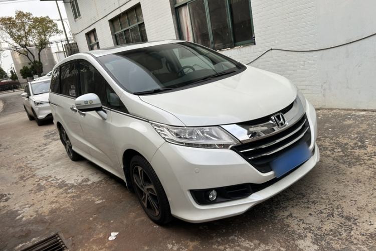 Used Honda Odyssey 2015 Updated Version 2.4L Smart Edition