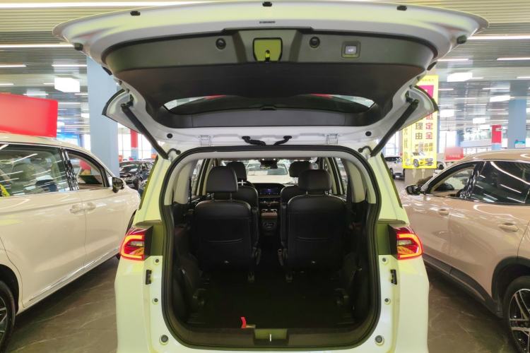 Used GAC Trumpchi M6 2023 PRO 270T DCT Luxury Edition
