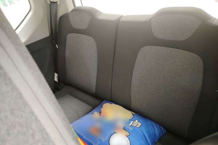 Used Wuling Hongguang MINIEV 2021 Macaron Premium Model – Lithium Iron Phosphate Left Rear Seat