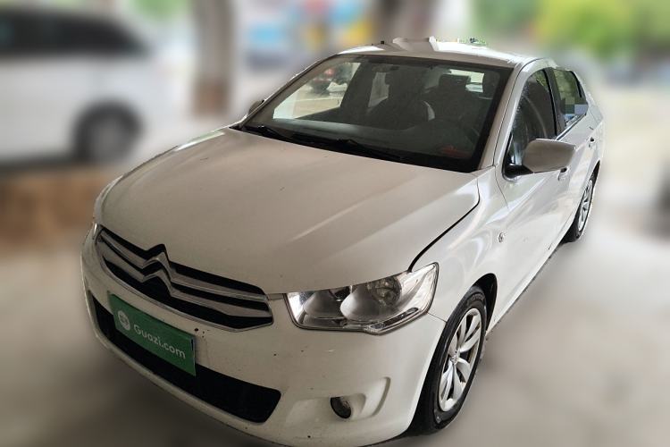 Used Citroen Elysee 2015 Zhishang Edition 1.6L Manual Fashion Model