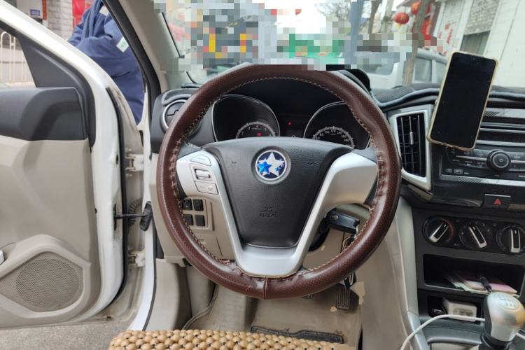 Used Venucia T70 2015 2.0L Manual RuiQu Version