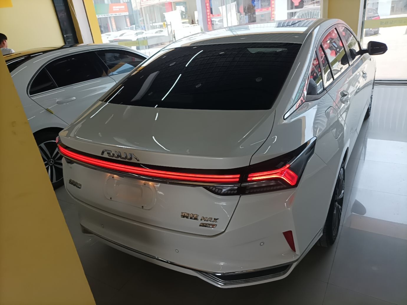 Dongfeng Aeolus Yixuan MAX 2021 1.5T Ultra-Stylish Trendsetter Edition — снимка 5