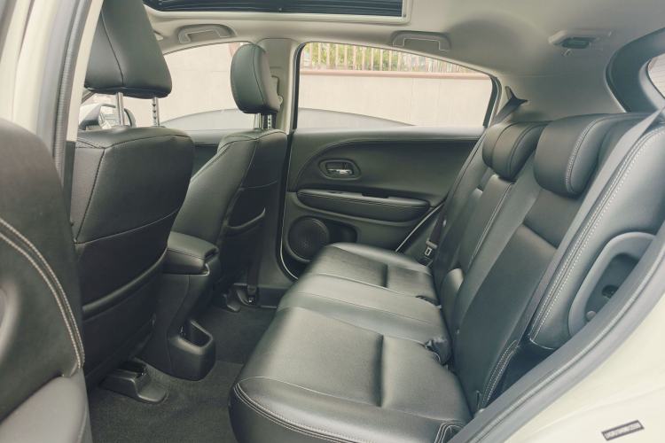 Used Honda Vezel 2020 1.5L CVT Pioneer Edition
