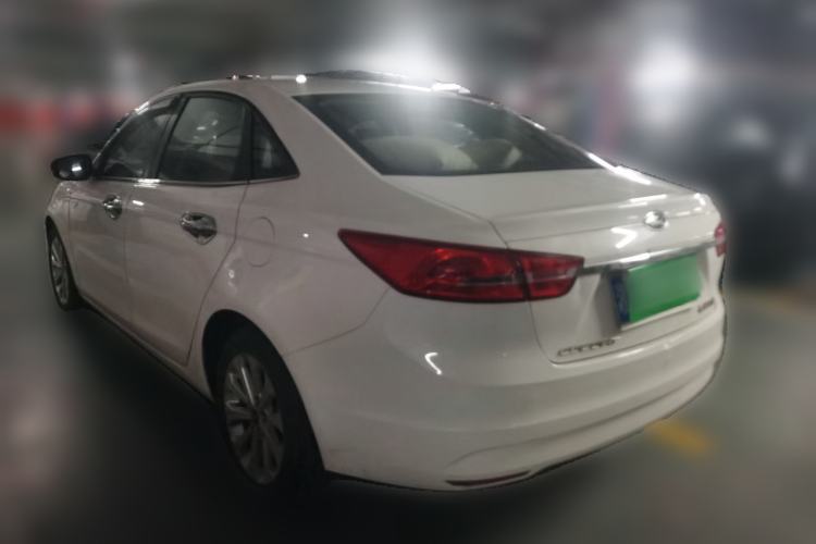 Used Ford Escort 2015 1.5L Automatic Fashion Model
