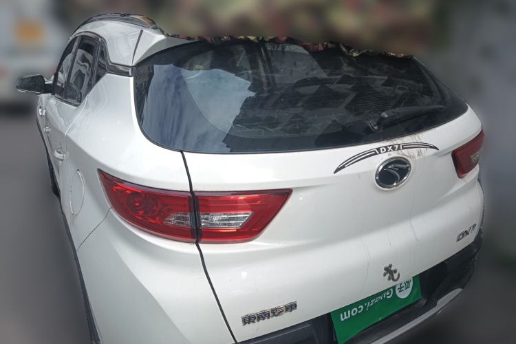 Used Soueast DX7 2015 1.5T Manual Luxury Model
