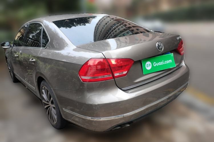 Used Volkswagen Passat 2014 2.0 TSI DSG Ultimate Edition
