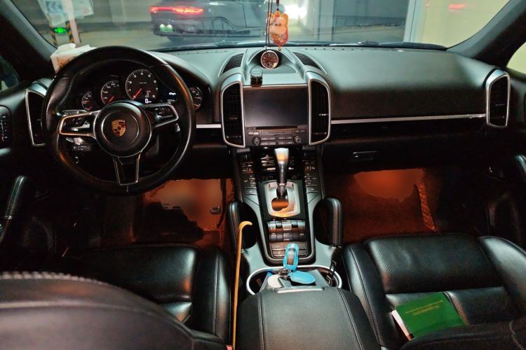 Used Porsche Cayenne 2016 Cayenne Platinum Edition 3.0T