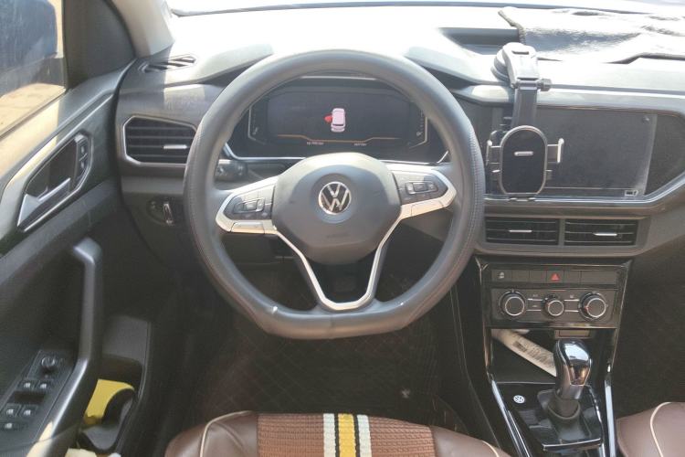 Used Volkswagen Tacqua 2020 1.5L Automatic Yue Steering Wheel