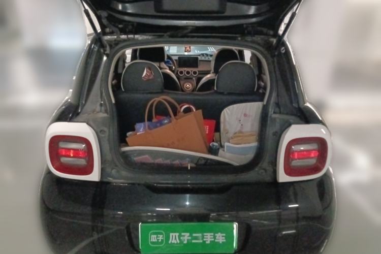 Used ORA Black Cat 2021 301 km Basic Version Trunk