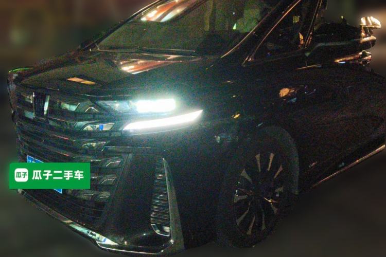 Used Toyota Vellfire 2024 Crown Dual-Engine 2.5L Supreme Executive Edition