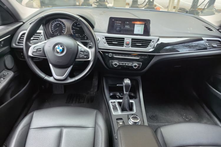 Used BMW 1 Series 2019 118i Fashion Model Center Console