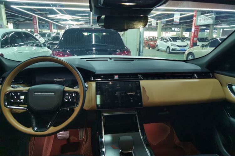 Used Land Rover Range Velar 2024 Dynamic HSE
