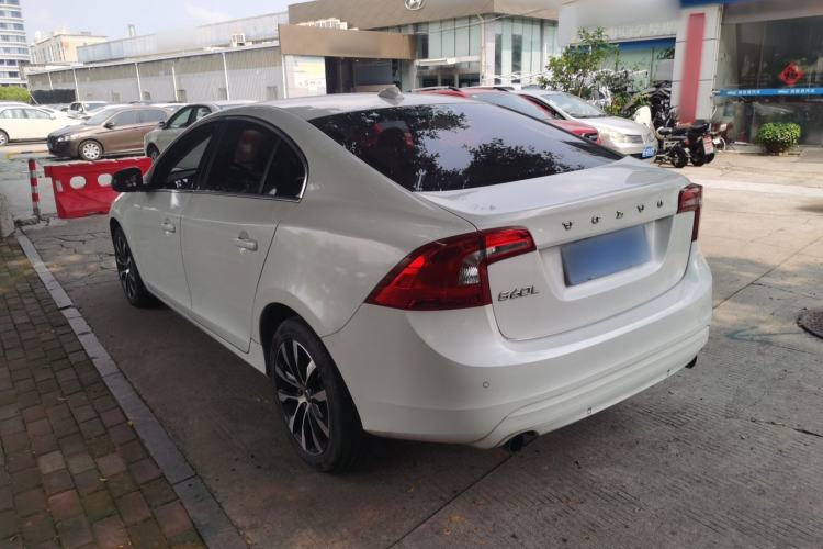 Used Volvo S60 2018 S60L T3 Smart Progress Edition Rear Left 45 Deg