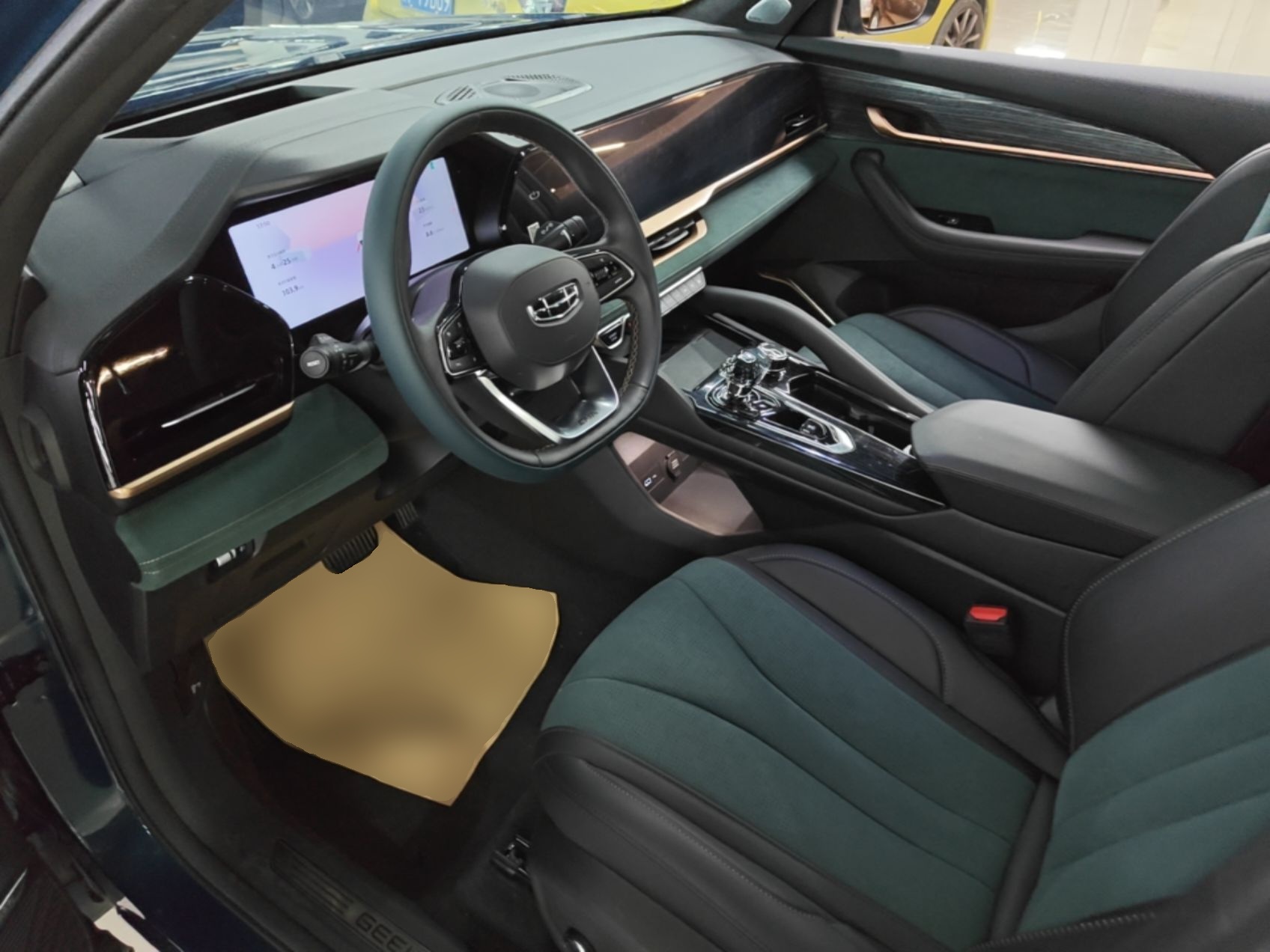 Geely Auto Monjaro L 2024 2.0TD High-Power Automatic Two-Wheel Drive Skyline Edition — снимка 18