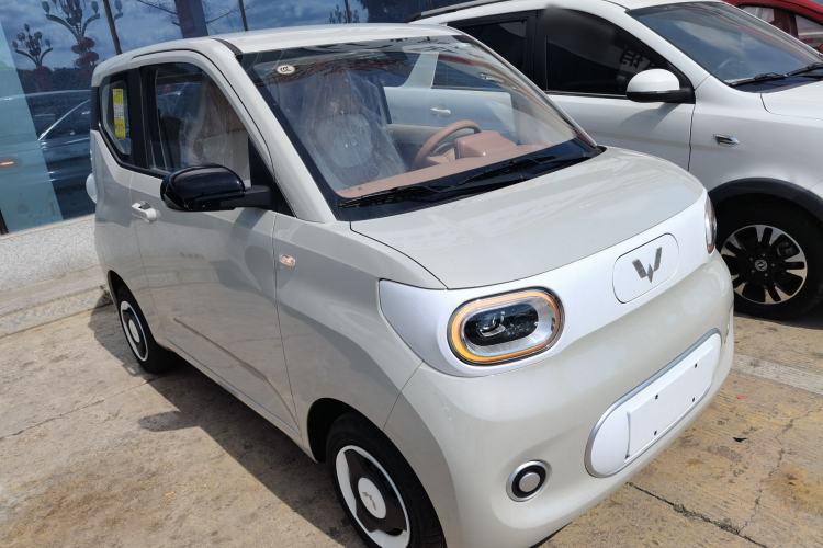 Used Wuling Hongguang MINIEV 2024 3rd Generation 215km Youth Edition
