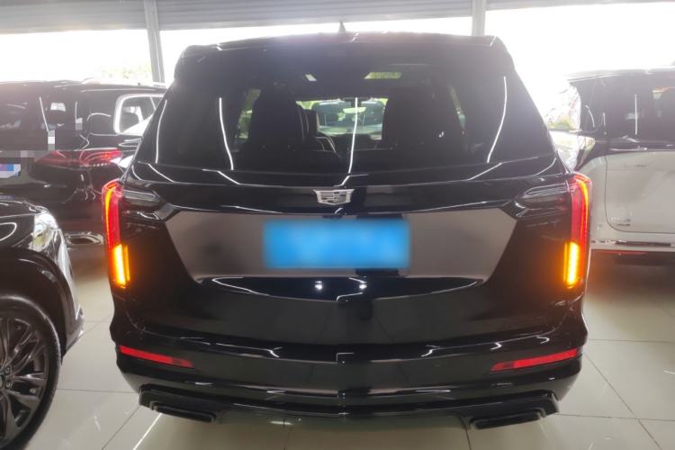 Used Cadillac XT6 2023 2.0T Six-Seater Four-Wheel-Drive Platinum Edition Black Diamond Version
