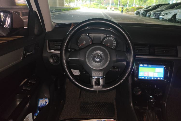 Used Volkswagen Bora 2014 1.6L Automatic Fashion Model
