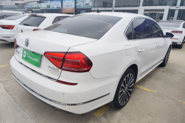 Used Volkswagen Passat 2016 330TSI DSG Prestige Edition Rear Right 45 Deg