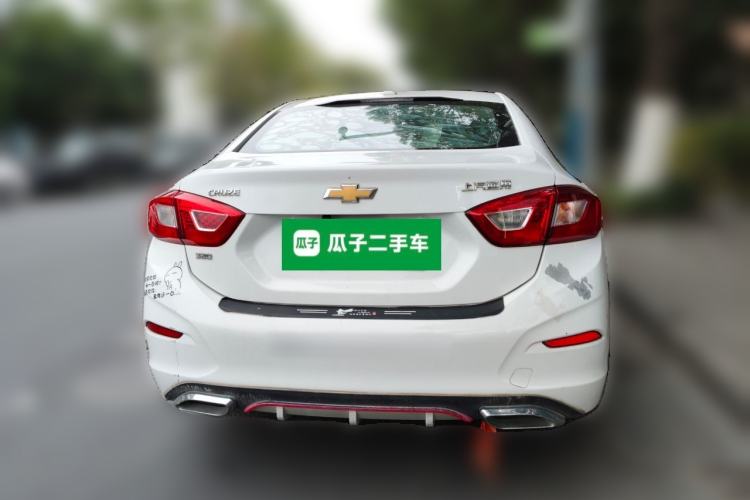 Used Chevrolet Cruze 2017 1.5L Automatic Pioneer Sunroof Edition
