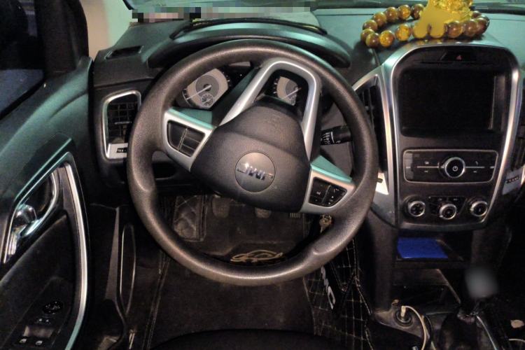 Used JMC Yuhu 3 2018 2.5T Diesel Two-Wheel Drive Advanced Version Standard Wheelbase
