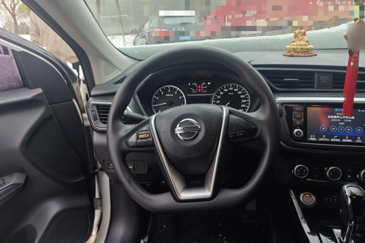 Used Nissan Lannia 2016 1.6L CVT Smart Cool Edition Steering Wheel