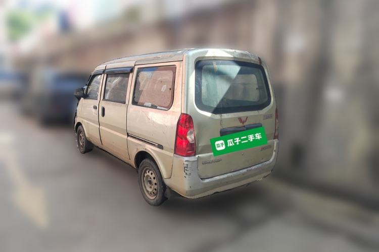 Used Wuling Rongguang 2011 1.2L Base Version
