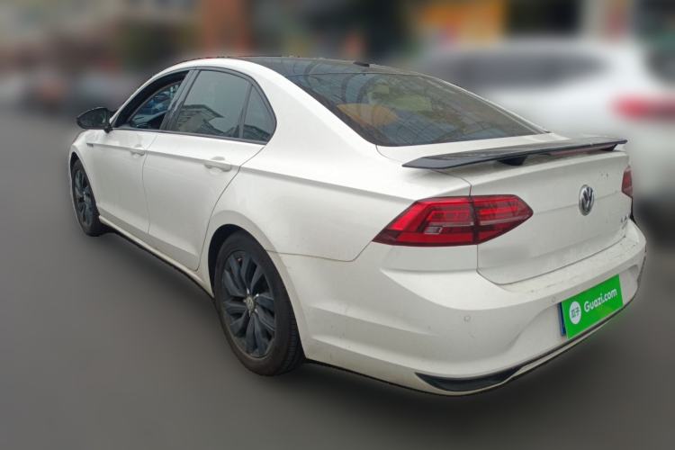 Used Volkswagen Lamando 2021 280TSI DSG Luxury Phantom Edition