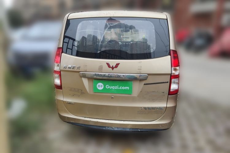 Used Wuling Hongguang 2014 1.5L Base Version
